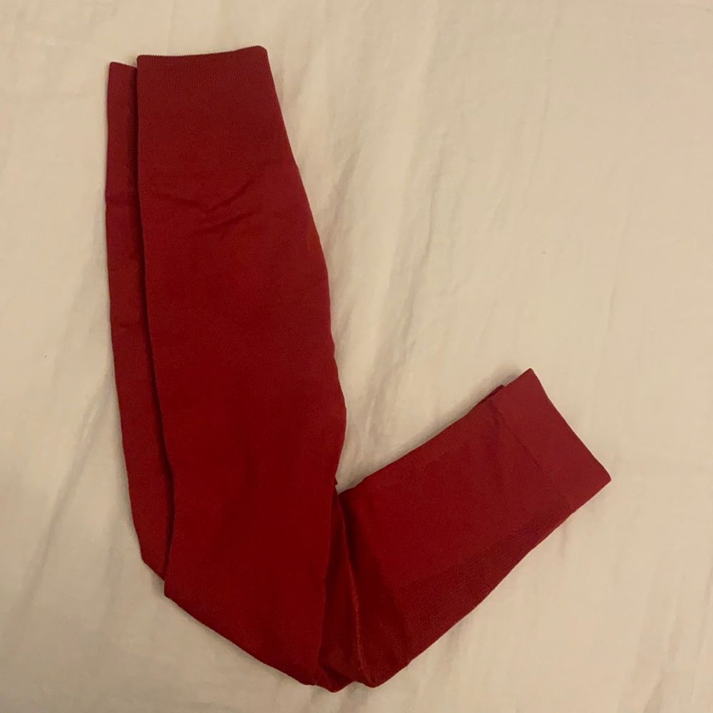 Zone in crop legging
